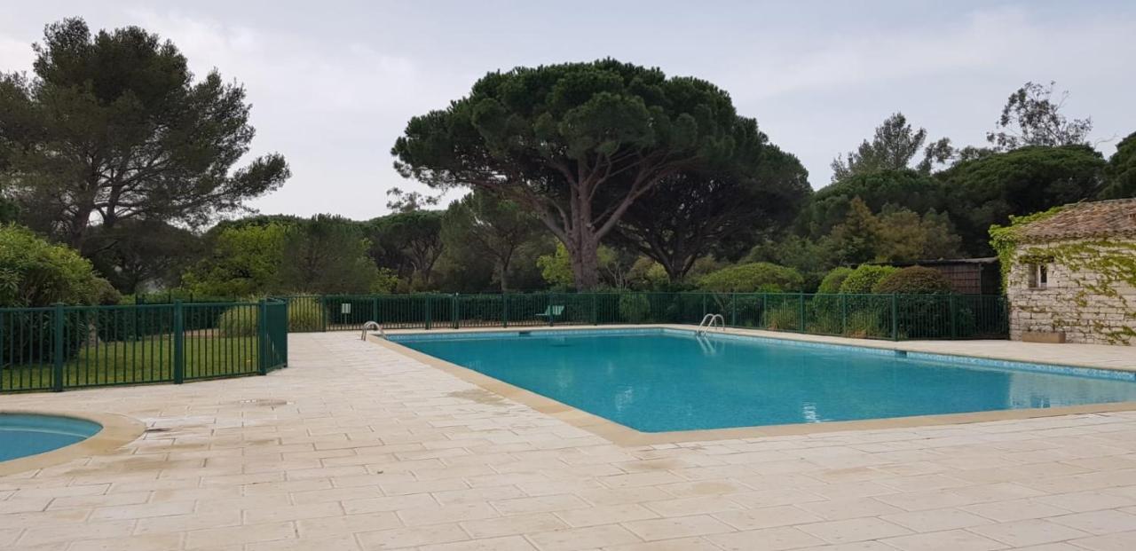 Villa Domaine Font Mourier Cogolin Esterno foto
